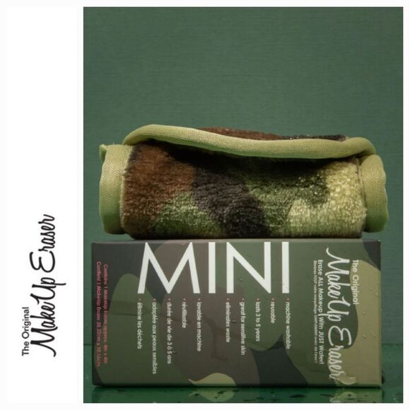The Original Makeup Eraser Mini Camo Makeup Eraser - Picture 1 of 7